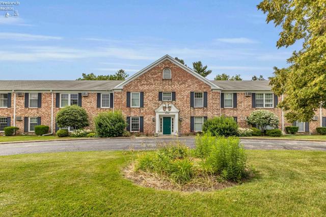 4704 Venice Heights Blvd #210, Sandusky, OH 44870