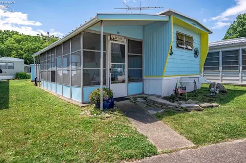 3575 NE Catawba Rd #18, Port Clinton, OH 43452