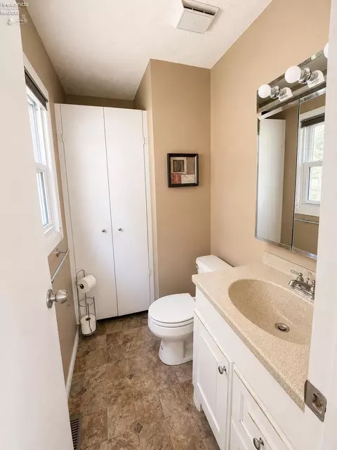 810 Taylor Ave, Huron, OH 44839 photo 15