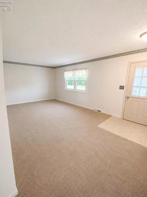 810 Taylor Ave, Huron, OH 44839 photo 10