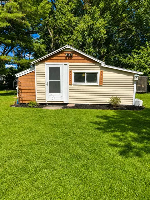 810 Taylor Ave, Huron, OH 44839 photo 18