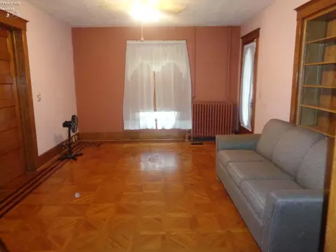 414 W Pearl St, Willard, OH 44890 photo 9