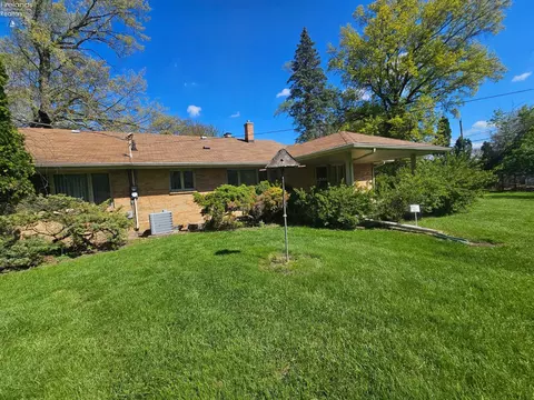 1001 Green Hills Rd, Toledo, OH 43607