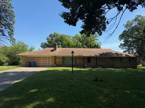 1001 Green Hills Rd, Toledo, OH 43607