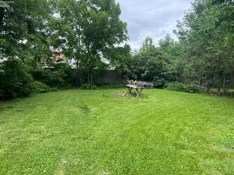 Exterior - 910 W 17th, Lorain, OH 44052 photo 3 of 3