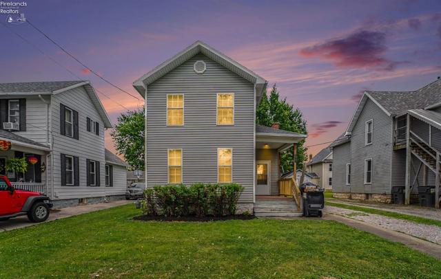 210 High St, Bellevue, OH 44811