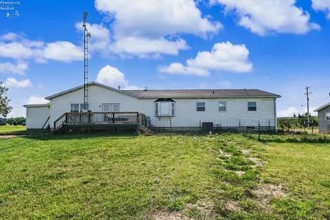 Exterior - 2758 Section Line Road 30 S, Willard, OH 44890 photo 4 of 7