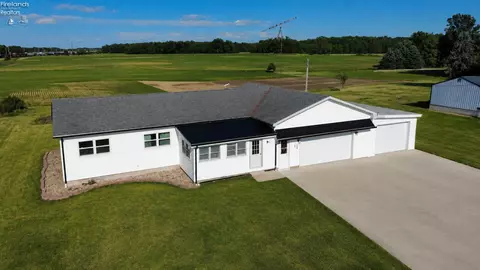 2758 Section Line Road 30 S, Willard, OH 44890