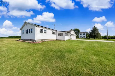 Exterior - 2758 Section Line Road 30 S, Willard, OH 44890 photo 2 of 7