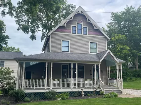 605 Elm Ave, Lakeside, OH 43440