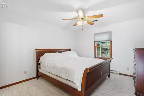 Bedroom - 377 Lighthouse, Marblehead, OH 43440 photo 3 of 4