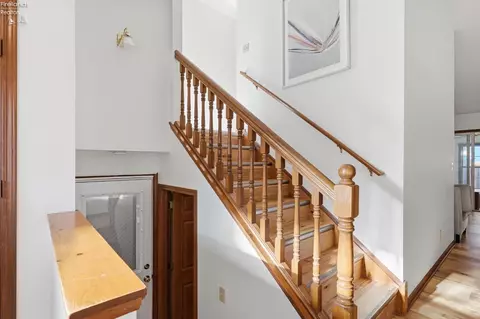 Entry Way - 377 Lighthouse, Marblehead, OH 43440 photo 2 of 2