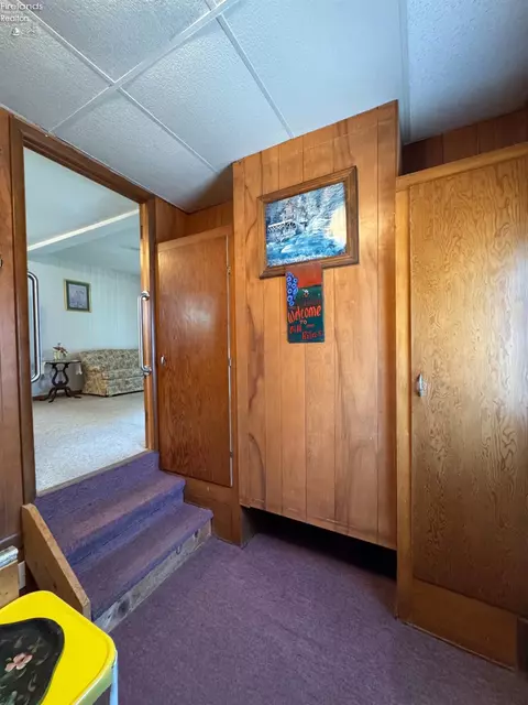 Entry Way - 20 S Hamilton St, Monroeville, OH 44847 photo 1 of 1