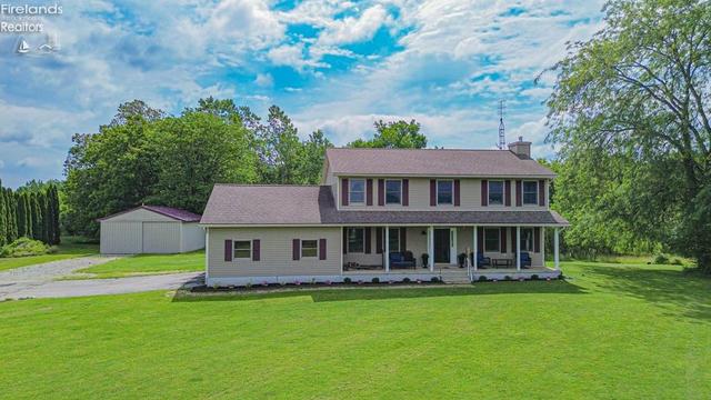 205 County Road 108, Fremont, OH 43420