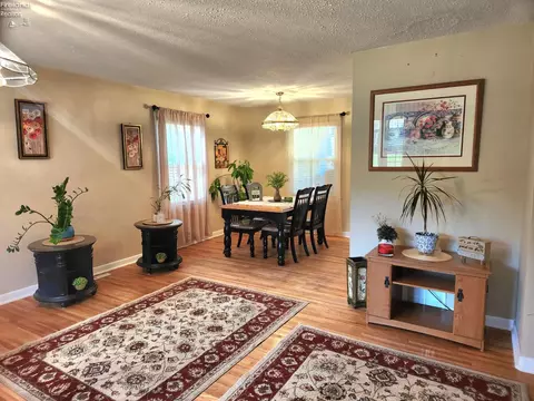 Dining - 547 Wilder Ave, Huron, OH 44839 photo 1 of 5