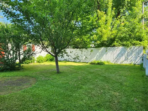 Exterior - 547 Wilder Ave, Huron, OH 44839 photo 10 of 13