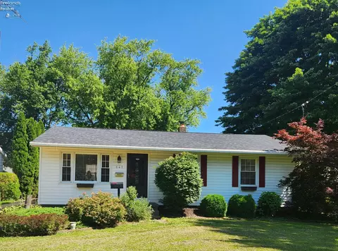 Exterior - 547 Wilder Ave, Huron, OH 44839 photo 3 of 13