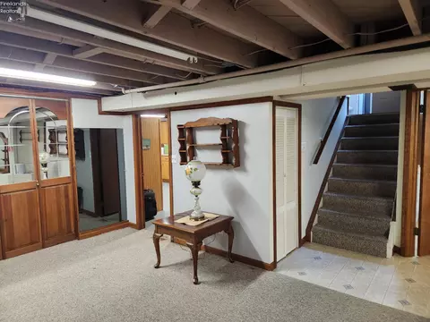 Entry Way - 547 Wilder Ave, Huron, OH 44839 photo 4 of 4