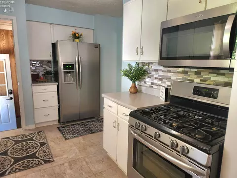 Kitchen - 547 Wilder Ave, Huron, OH 44839 photo 11 of 13