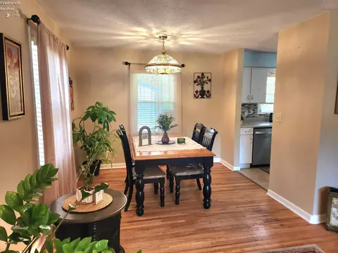 Dining - 547 Wilder Ave, Huron, OH 44839 photo 5 of 5