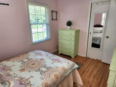Bedroom - 547 Wilder Ave, Huron, OH 44839 photo 6 of 17