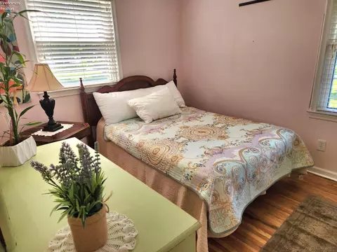 Bedroom - 547 Wilder Ave, Huron, OH 44839 photo 8 of 17
