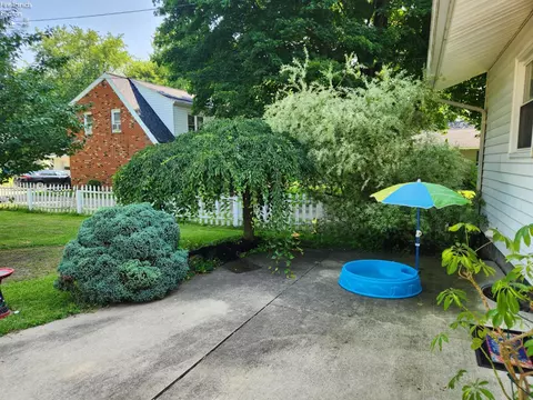 Exterior - 547 Wilder Ave, Huron, OH 44839 photo 9 of 13