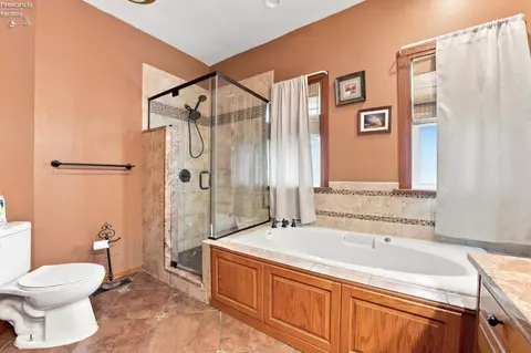Bath - 293 Monroe St, Monroeville, OH 44847 photo 1 of 6