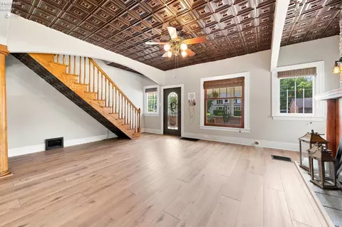 Living - 293 Monroe St, Monroeville, OH 44847 photo 1 of 6