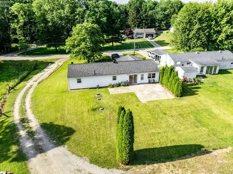 1881 Snyder Rd, Willard, OH 44890 photo 10