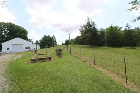 1881 Snyder Rd, Willard, OH 44890 photo 7