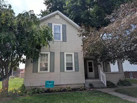 326 Spruce St, Fremont, OH 43420