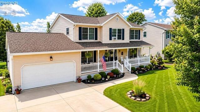 918 Armstrong St, Willard, OH 44890
