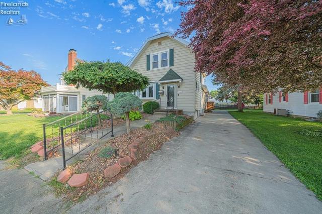 1105 Miller, Fremont, OH 43420