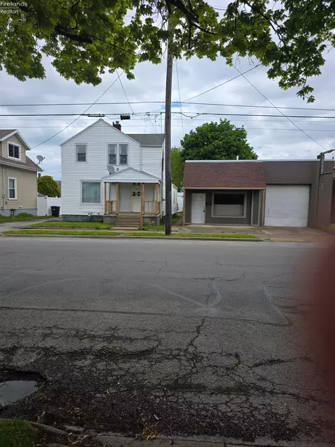 1524 Camp St, Sandusky, OH 44870
