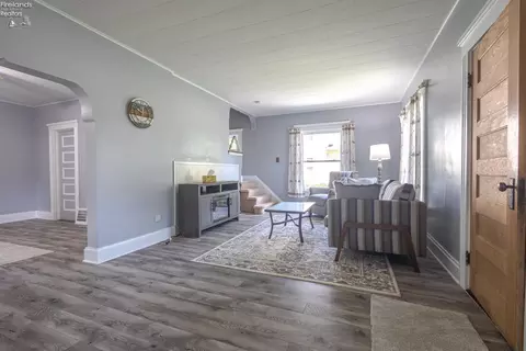 273 E Main St, Norwalk, OH 44857 photo 4