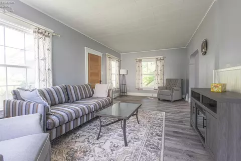 273 E Main St, Norwalk, OH 44857 photo 5