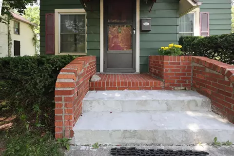 273 E Main St, Norwalk, OH 44857 photo 3