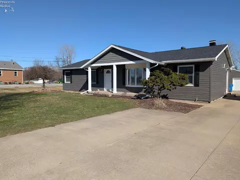 5420 Schenk Rd, Sandusky, OH 44870
