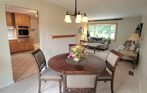 Dining - 328 Brunswick Dr, Huron, OH 44839 photo 2 of 2