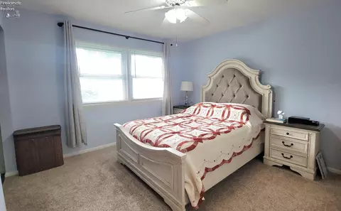 Bedroom - 328 Brunswick Dr, Huron, OH 44839 photo 1 of 4