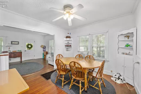 Dining - 528 E 4th St, Lakeside, OH 43440 photo 2 of 2