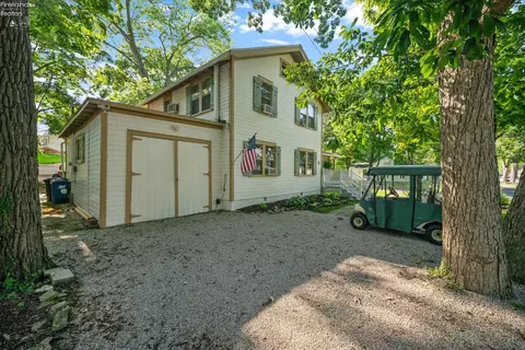 Exterior - 528 E 4th St, Lakeside, OH 43440 photo 7 of 7
