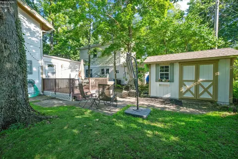 Exterior - 528 E 4th St, Lakeside, OH 43440 photo 6 of 7