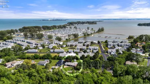 10700 E Bayshore Rd, Marblehead, OH 43440 photo 34