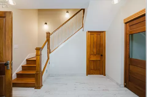 Entry Way - 204 Main St, Wayne, OH 43466 photo 4 of 11