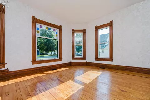 Living - 204 Main St, Wayne, OH 43466 photo 1 of 7