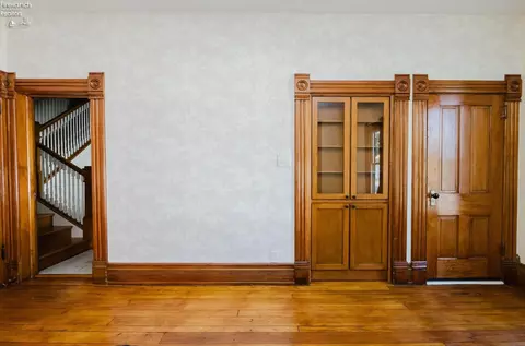 Living - 204 Main St, Wayne, OH 43466 photo 6 of 7