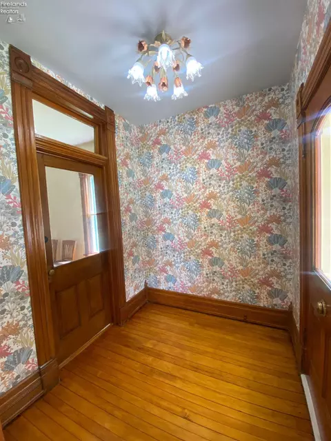 204 Main St, Wayne, OH 43466 photo 8