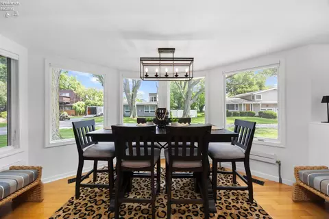 Dining - 1005 Lakeview Rd, Huron, OH 44839 photo 2 of 2